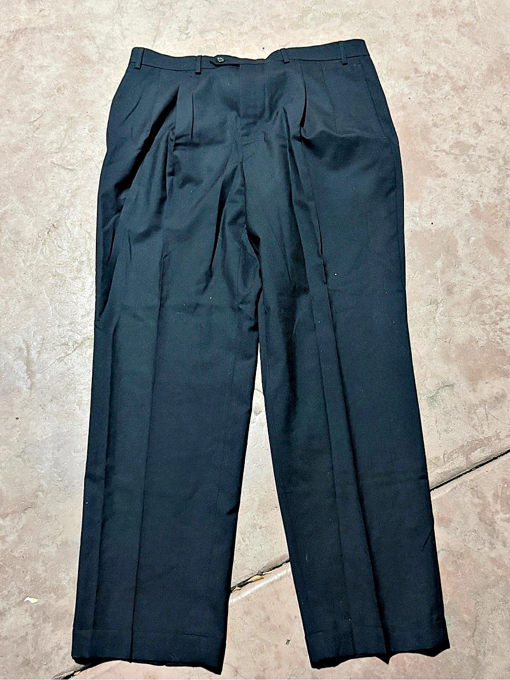 Lauren Ralph Lauren Men’s Black Solid Pleated Dress Pants 38x32 Button